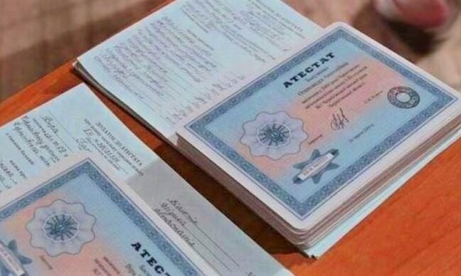 Купите диплом мастера маникюра легальный путь к вашей карьере