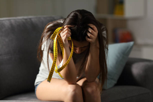 The Impact of Curated Online Identities on Young Teenage Women’s Body Image